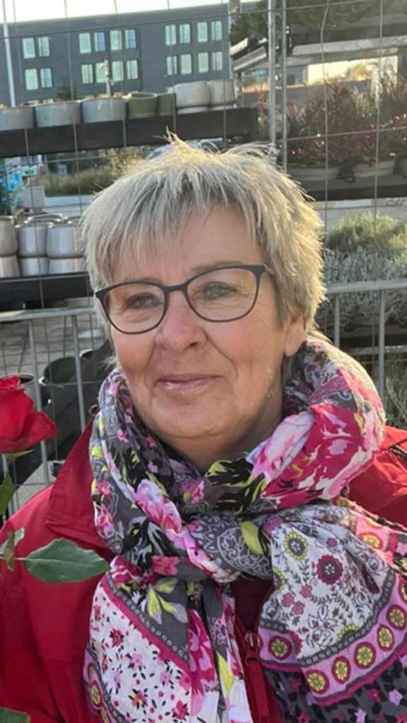 Marianne R