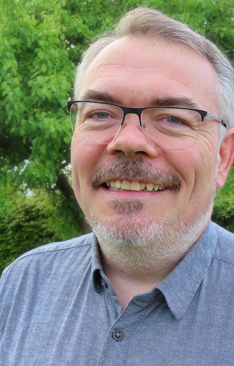 Lad os nu bakke op og glæde os